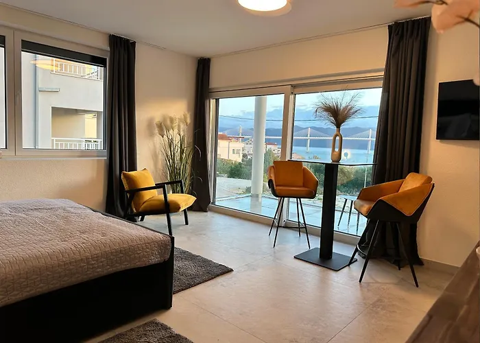 Apartman Romantic Coastal With Sea Views - 2